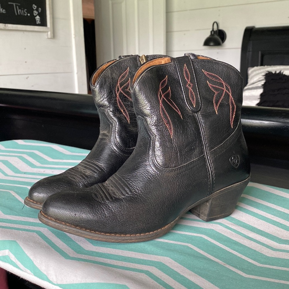 Ariat Darlin Western Boot size 8.5